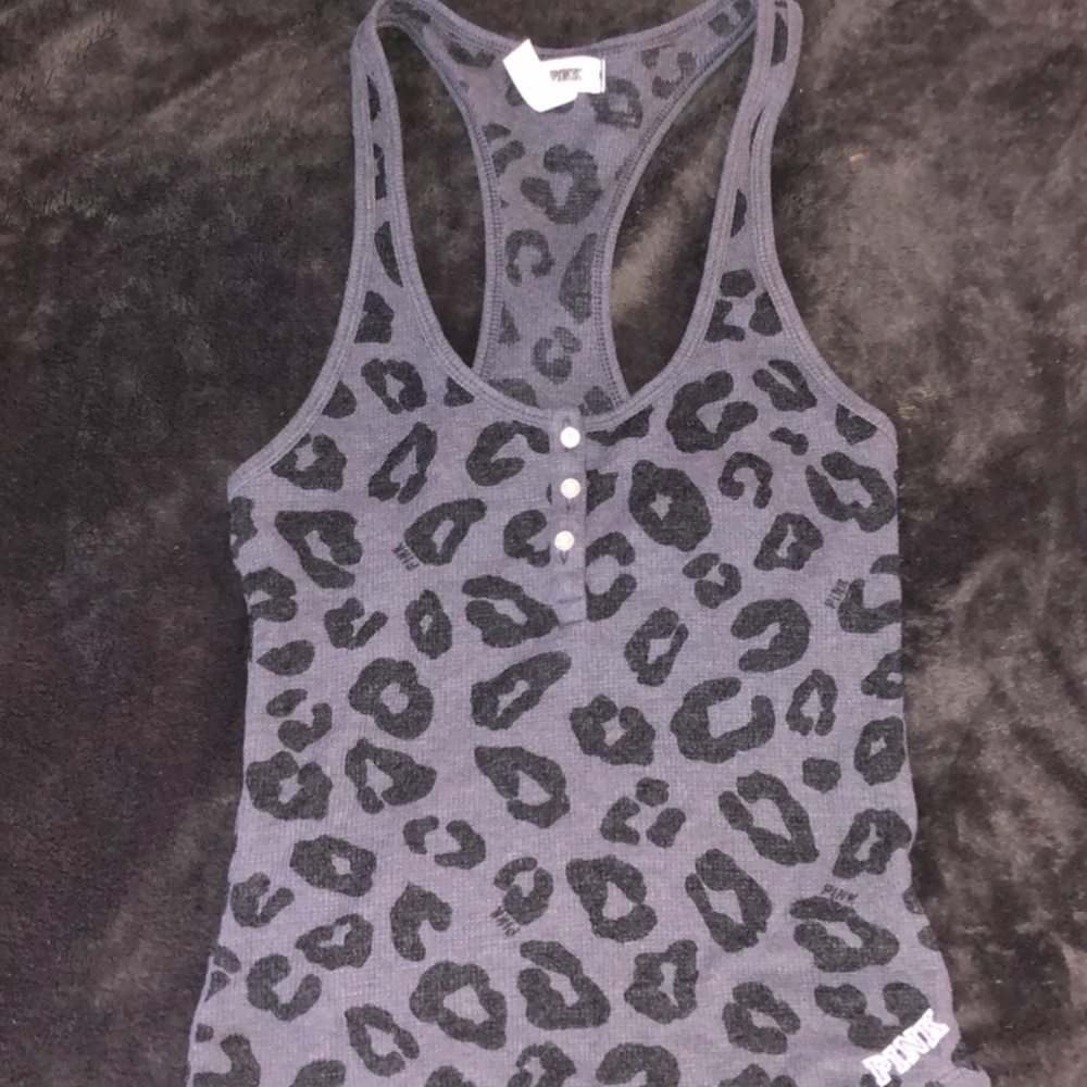 PINK tank top never worn, new w/o tags